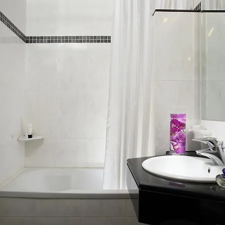 Ranieri Hotel 3*